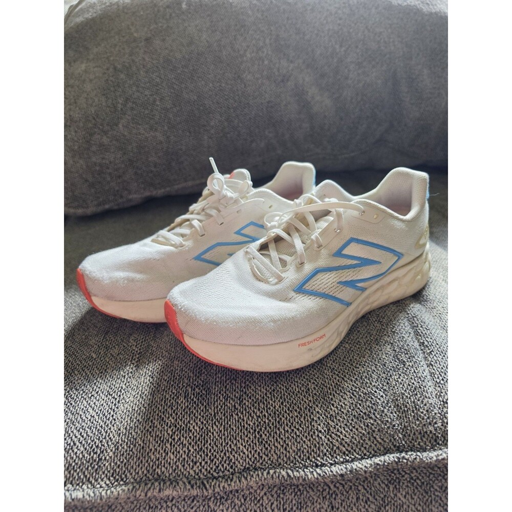 New Balance Fresh Foam 680 v8 Womens Size 10 D Running Shoes W680LH8 Sneakers